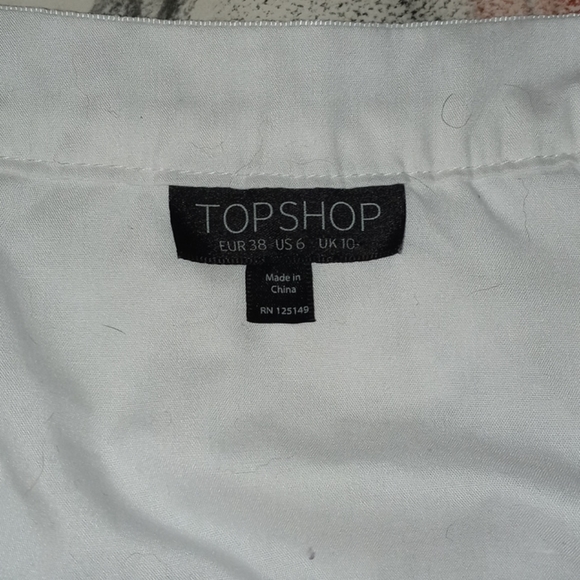 TOPSHOP White Lace Overlay MiniSkirt - Picture 3 of 10